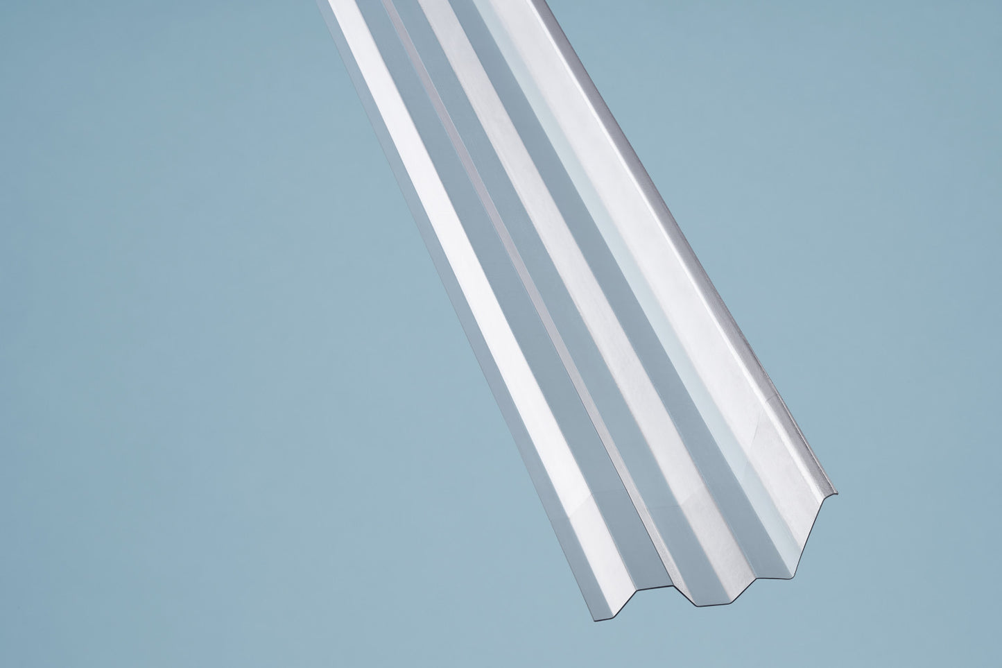 Profilinių lakštų jungtis sienoje