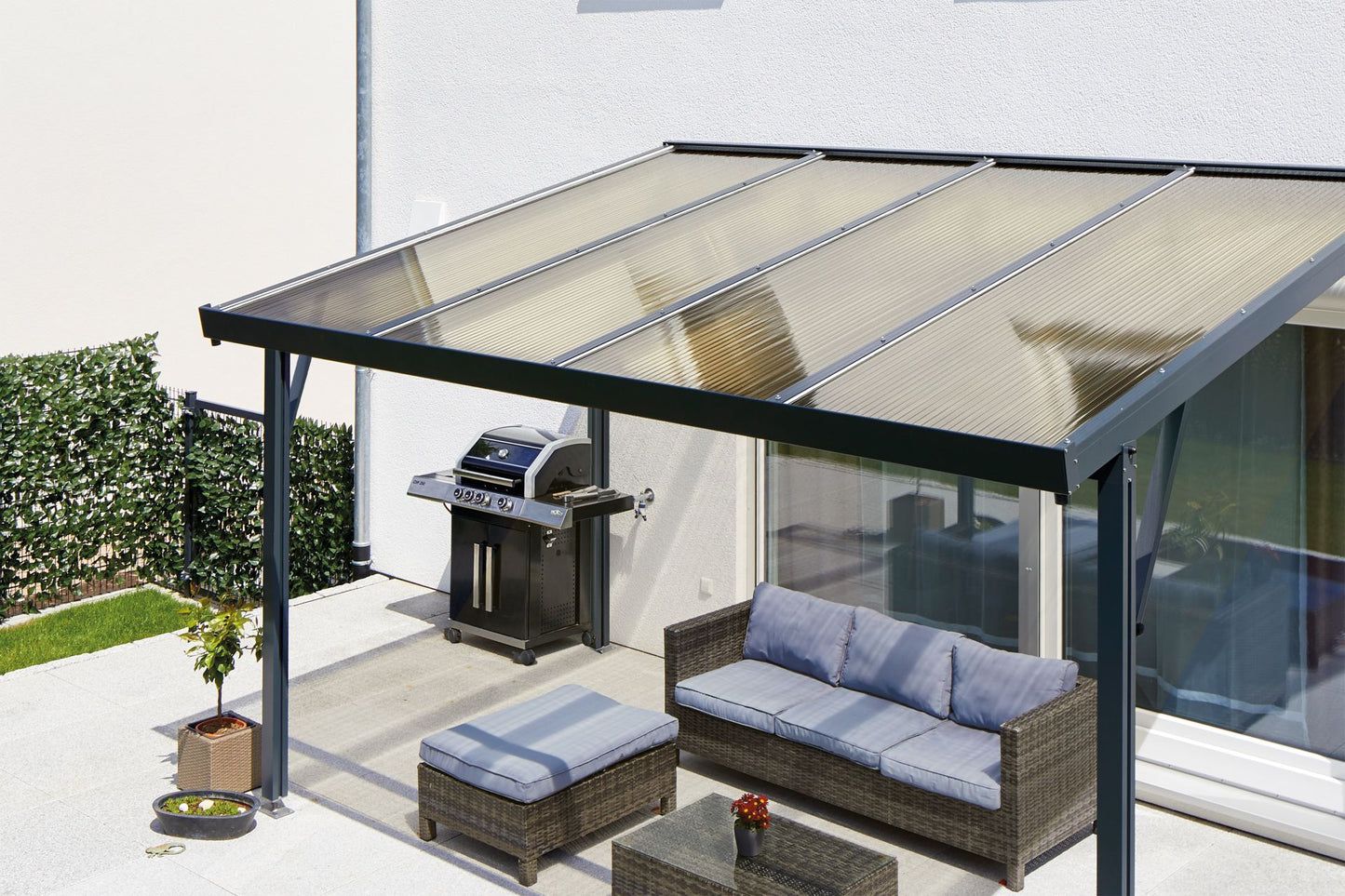 Gutta Premium brīvstāvošs terases jumts 3,06m dziļumā