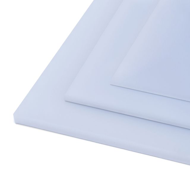 Monolītais polikarbonāts (PC)