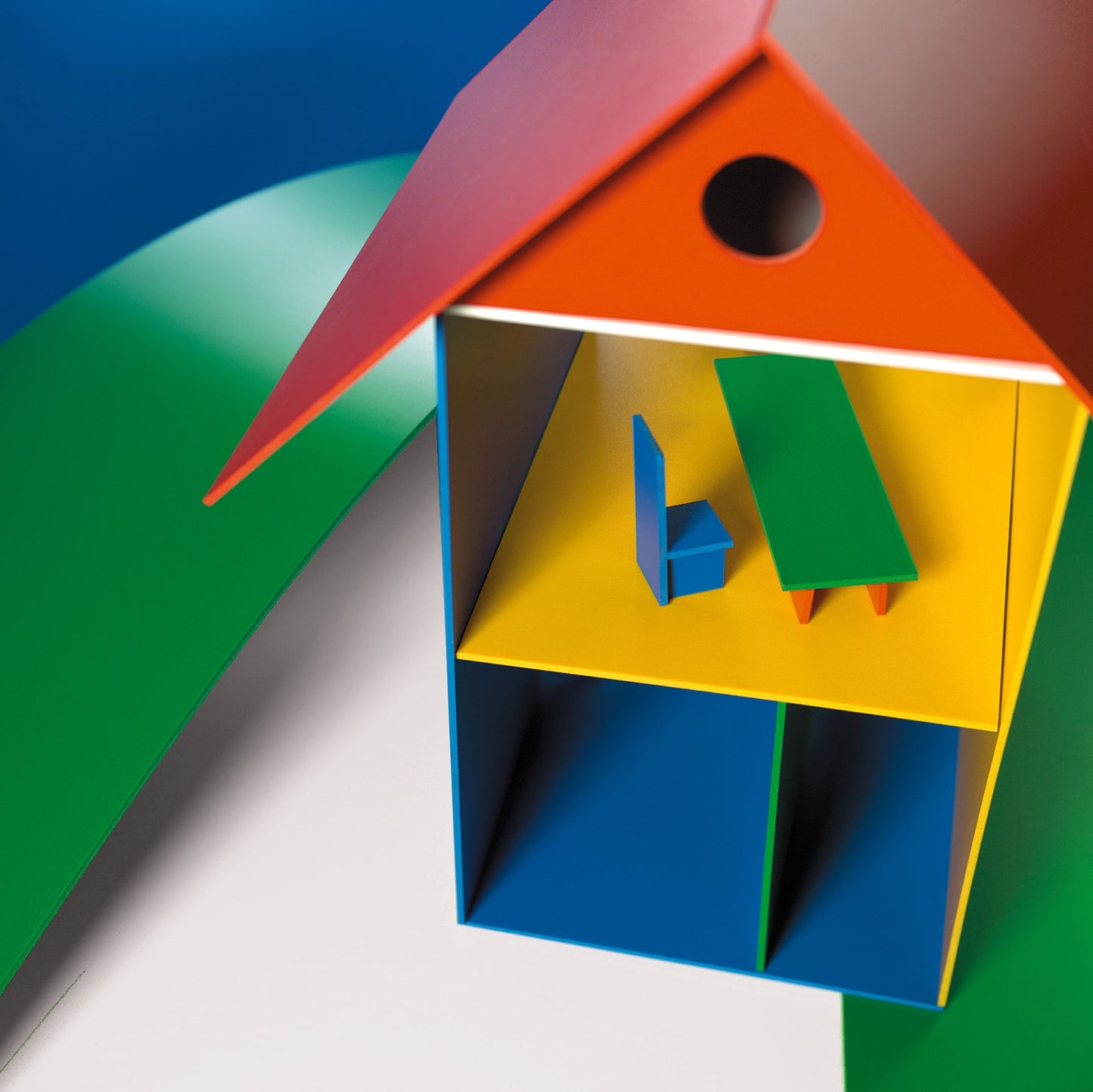 Įvairių spalvų „Hobbycolor“ gaminiai, pagaminti iš 3 mm PVC