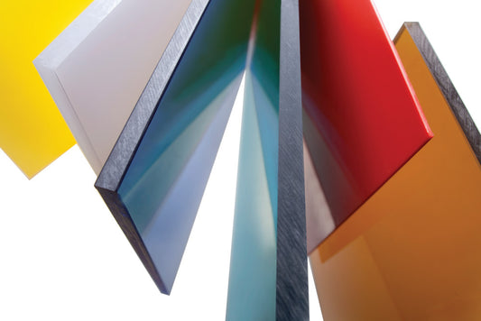 Monolītais polikarbonāts (PC)